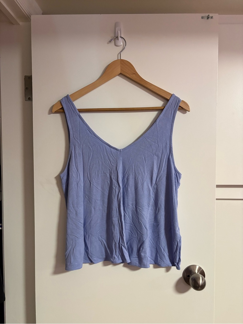 Topshop Women’s V-Neck Sleeveless Tank Top - Periwinkle